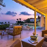 Βίλα Spacious 5 Bedroom With Private Pool Κας