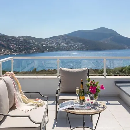 Spacious 5 Bedroom With Private Pool 빌라 *